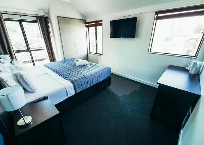 Base Backpackers Queenstown