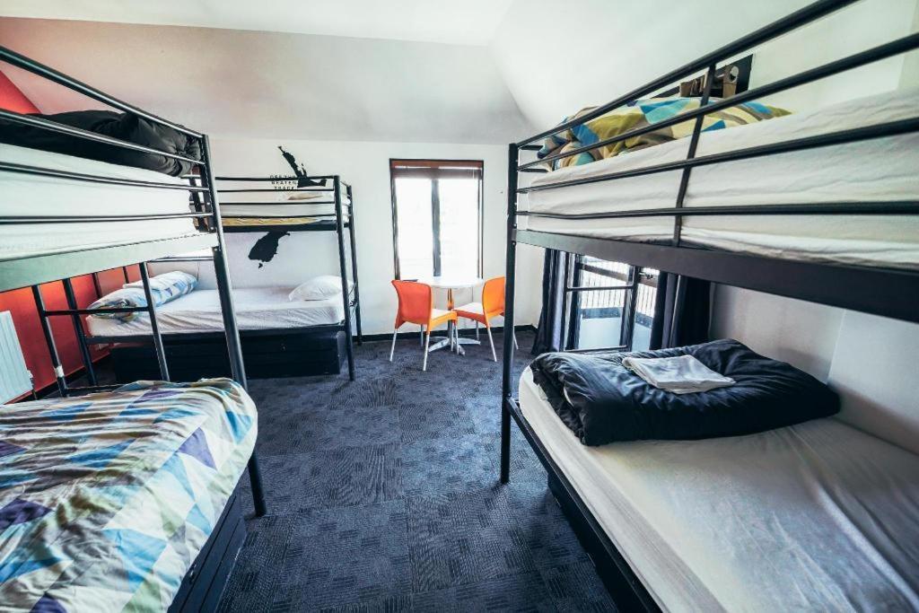 Base Backpackers * Queenstown